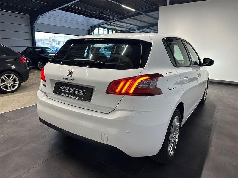 Gebraucht Peugeot 308 Active 131 PS (96 kW) 2020 Limousine
