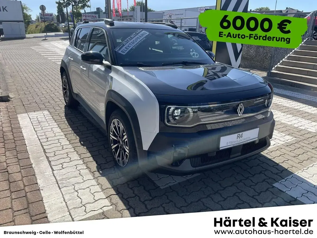 Gebraucht Renault 4 E-Tech Iconic 11 kW (15 PS) 2025 SUV