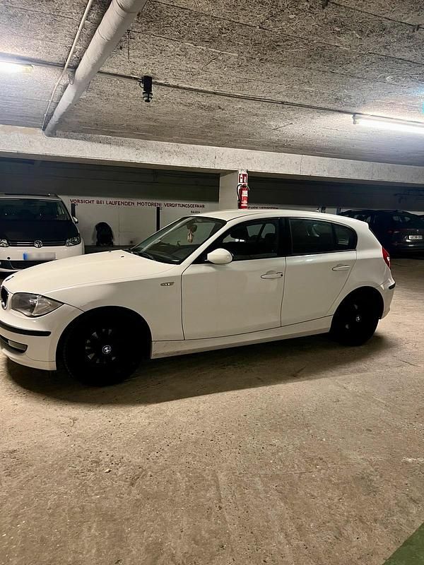Second-hand BMW 116 122 CP (89 kW) 2009 Alb Hatchback
