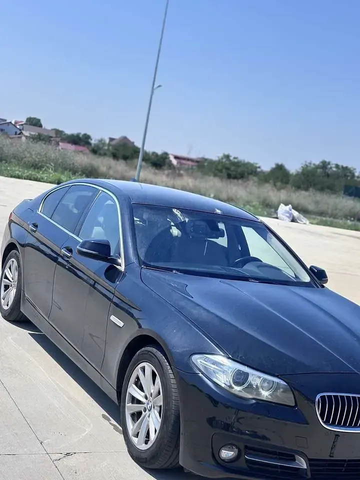 Gebraucht BMW 530 Comfort Edition 258 PS (189 kW) 2014 Schwarz Limousine