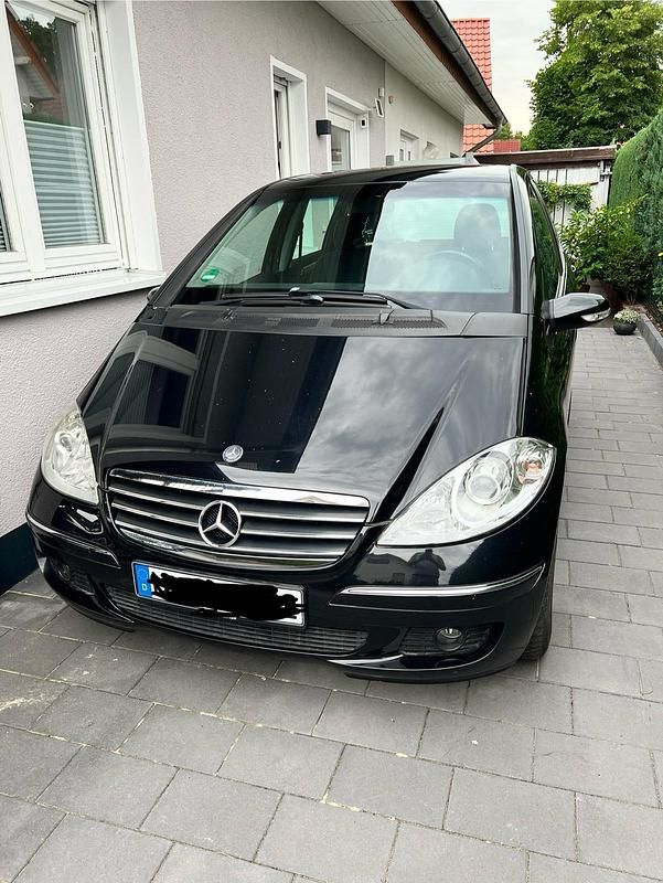 Schwarz Gebraucht 2006 Mercedes A180 Avantgarde Kleinwagen | 1.990 € (Fairer Preis) - Bild 1/4