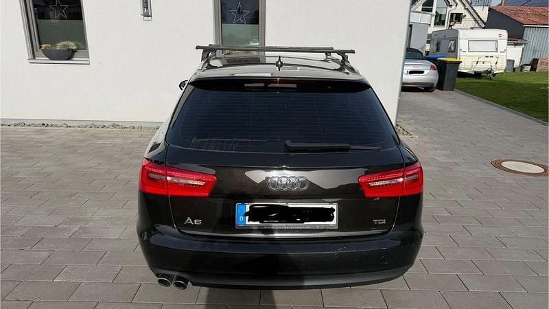 Gebraucht Audi A6 Comfort 177 PS (130 kW) 2012 Schwarz Kombi