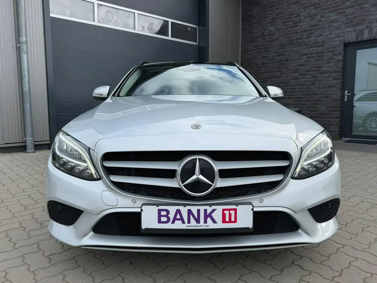 Gebraucht Mercedes C180 122 PS (89 kW) 2021 Silber Kombi