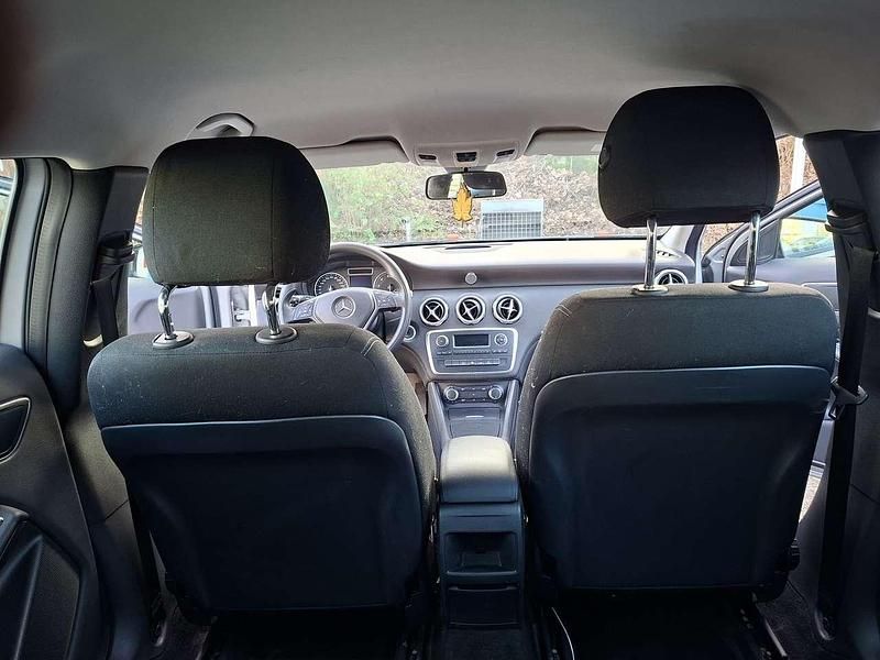 Gebraucht Mercedes 200 239 PS (175 kW) 2013 Silber Kombi