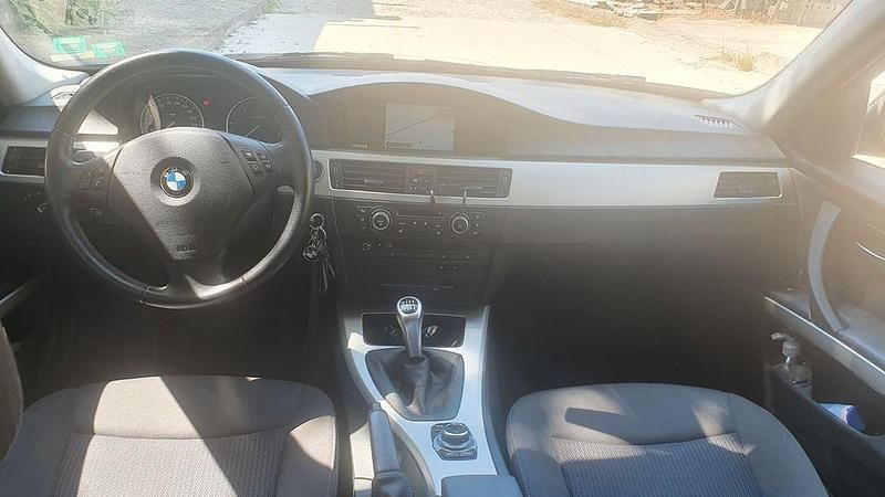 Gebraucht BMW 318 Performance 143 PS (105 kW) 2010 Blau Kombi