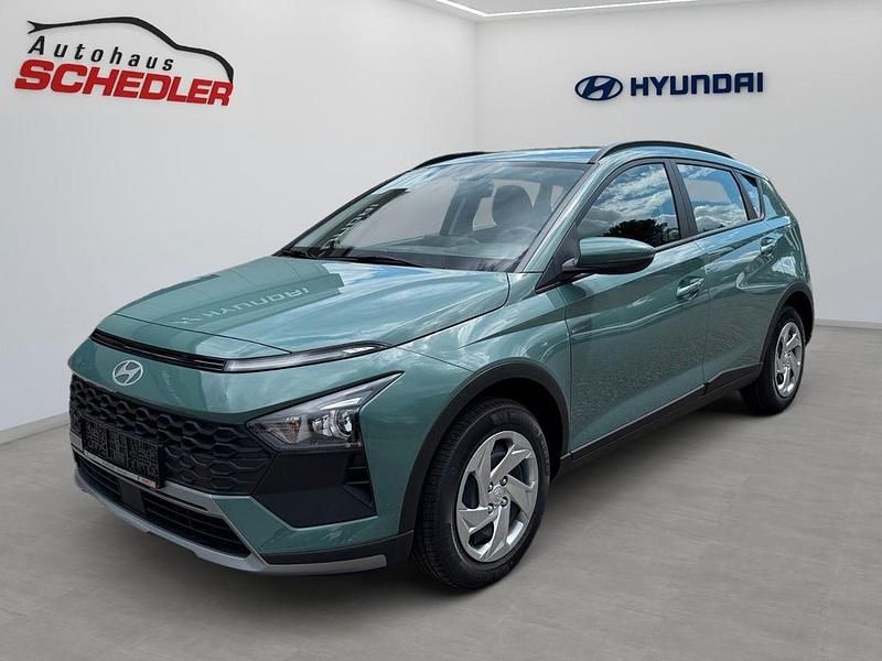 Neu Hyundai Bayon Select 101 PS (74 kW) 2025 Grün SUV