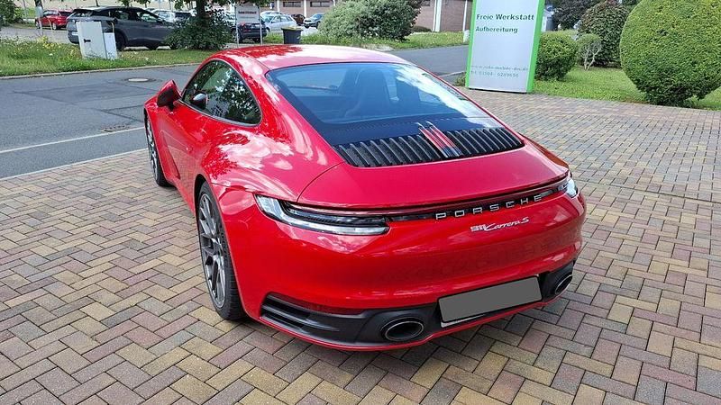 Gebraucht Porsche 911 Carrera S 450 PS (330 kW) 2022 Rot