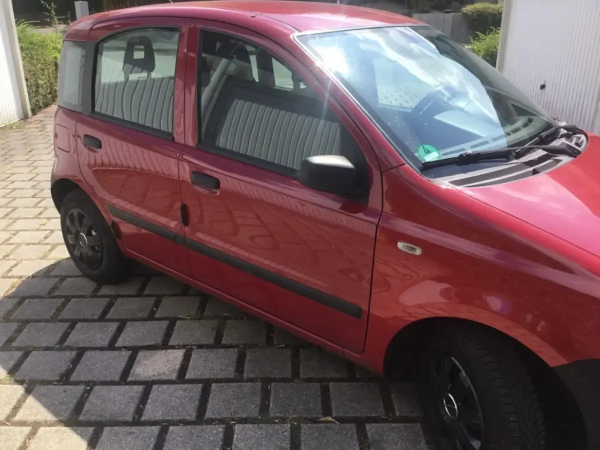 Gebraucht Fiat Panda 60 PS (44 kW) 2009 Rot Kleinwagen