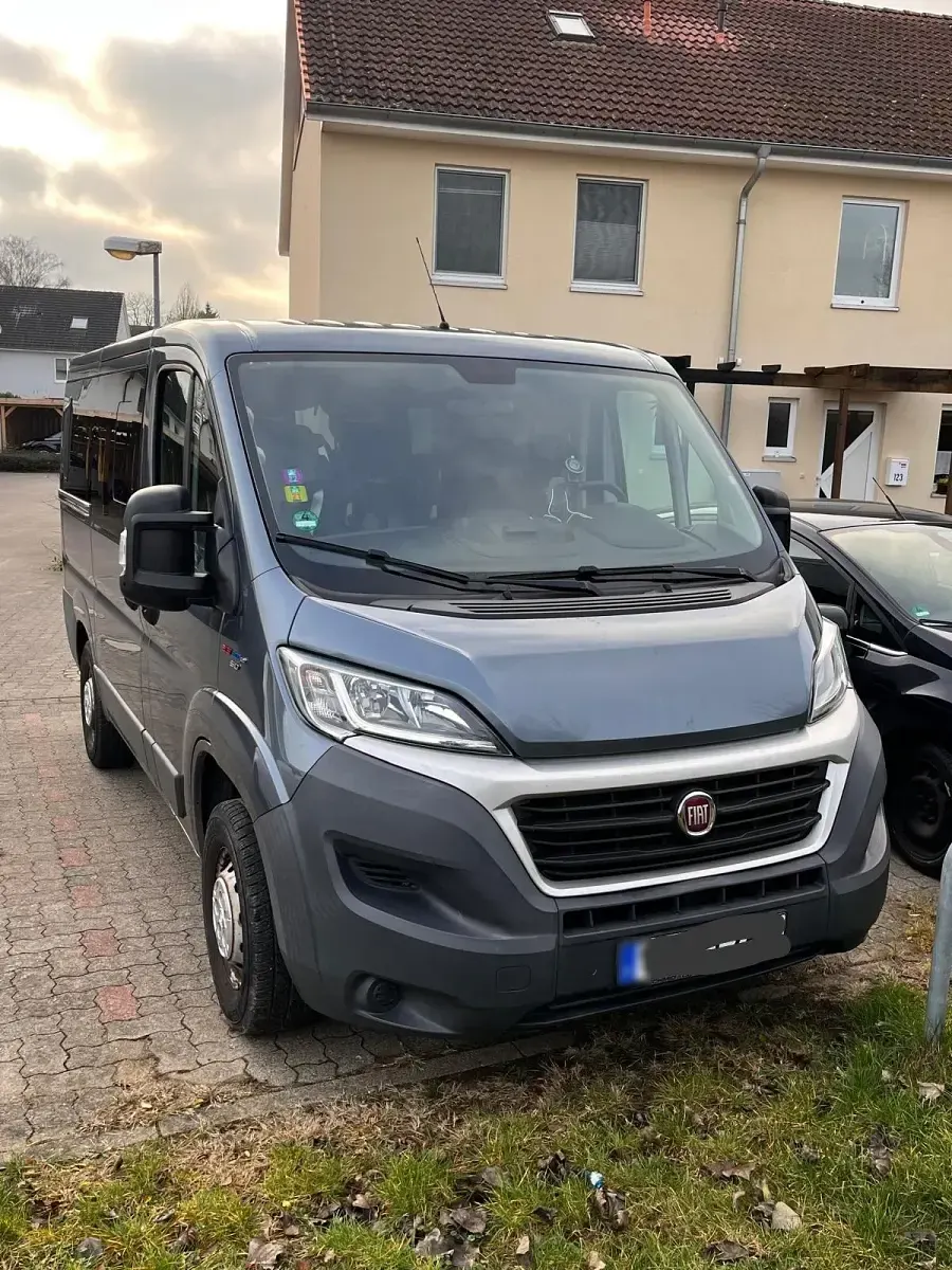 Gebraucht Fiat Ducato 150 PS (110 kW) 2016 Grau Van