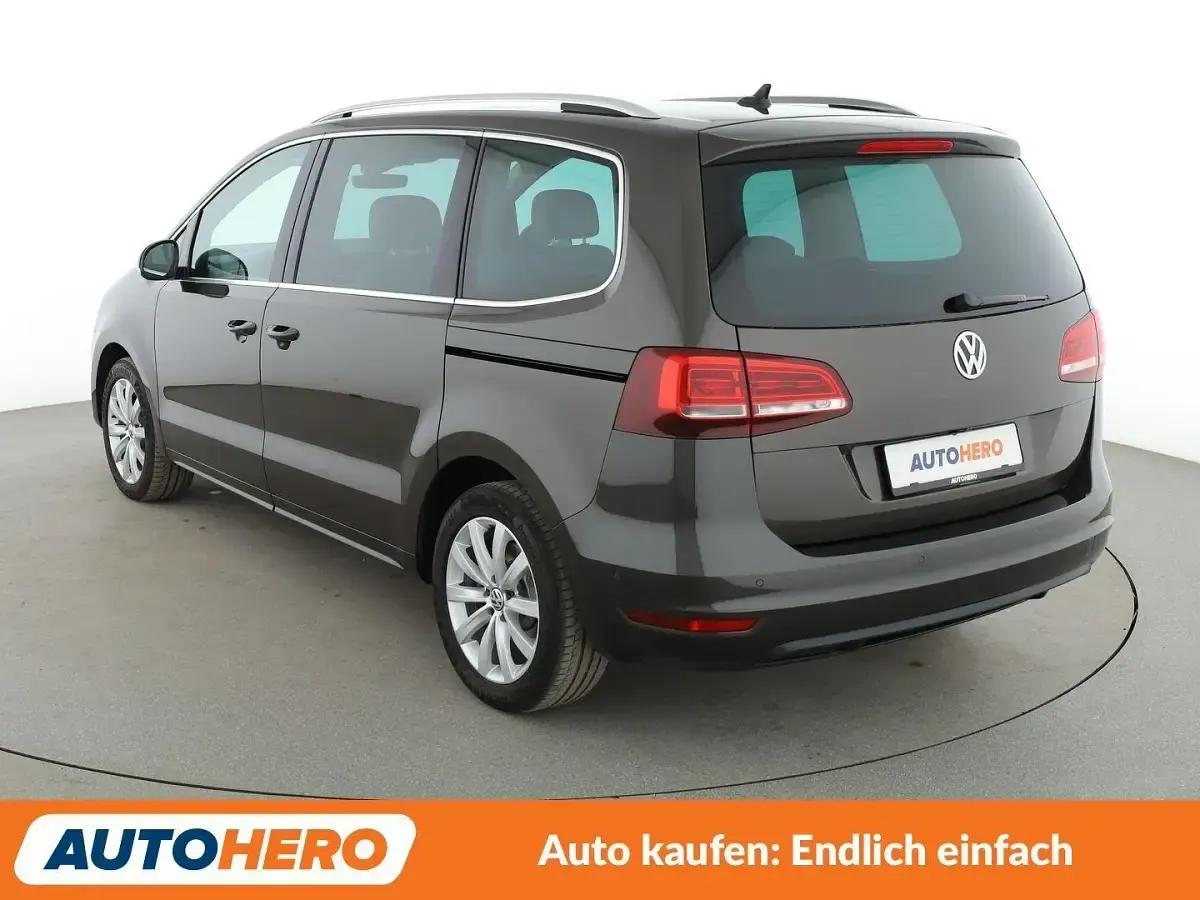 Brugt VW Sharan Highline 220 HK (161 kW) 2016 Brun MPV