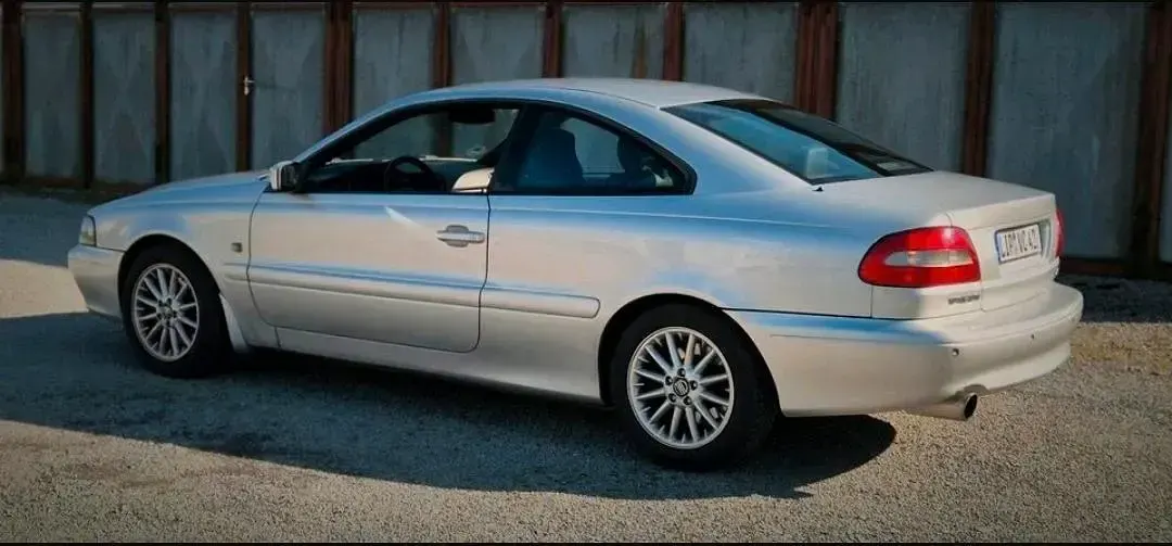Occasion Volvo C70 239 ch (175 kW) 1999 Argent Coupé