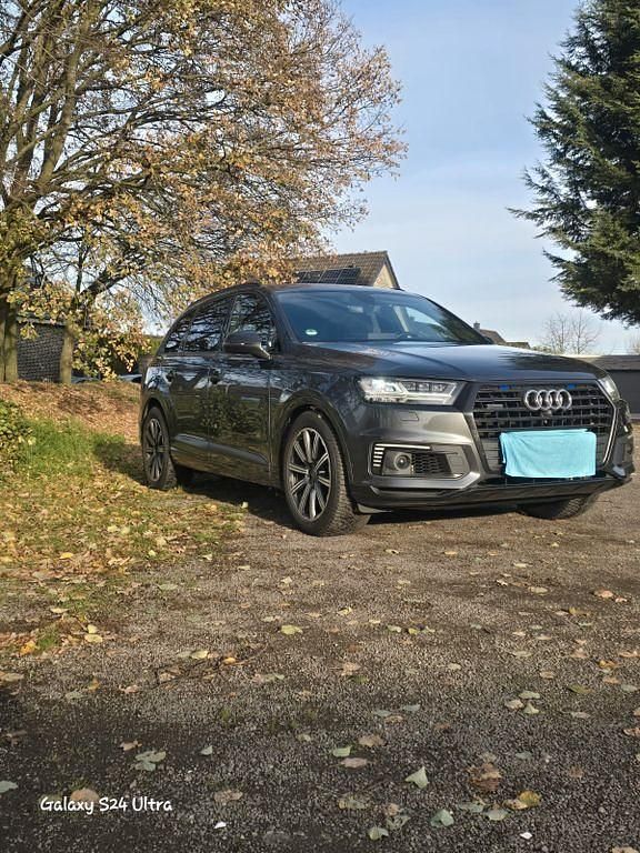 Gebraucht Audi Q7 Ambiente 374 PS (275 kW) 2016 Grau SUV