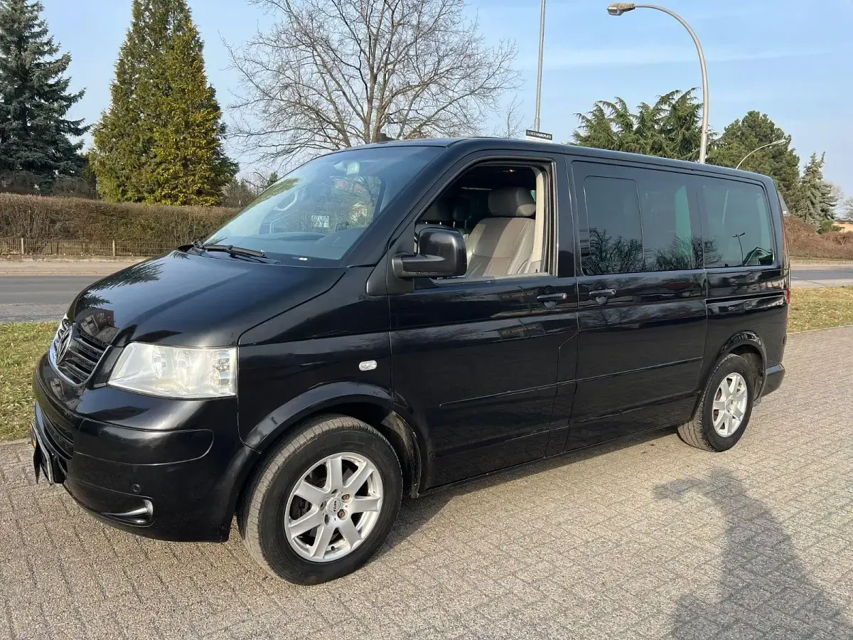 Używany VW Transporter Highline 131 KM (96 kW) 2006 Czarny Van