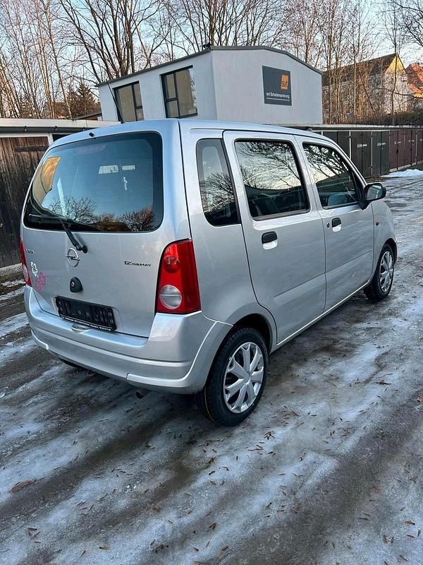 Gebraucht Opel Agila 80 PS (58 kW) 2005 Van / Kleinbus