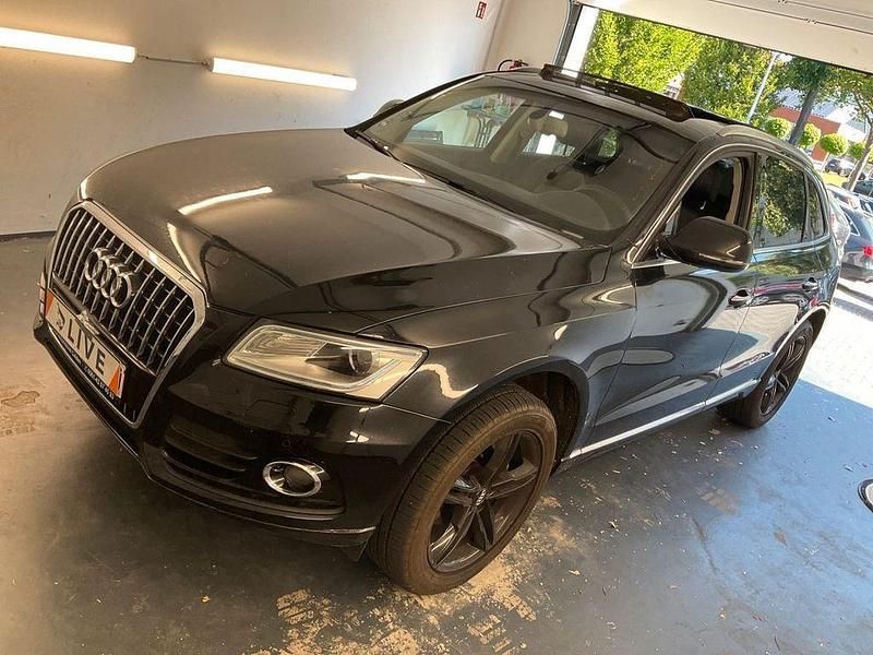 Mythosschwarz metallic Gebraucht 2015 Audi Q5 Sport SUV | 19.990 € (Fairer Preis) - Bild 1/4