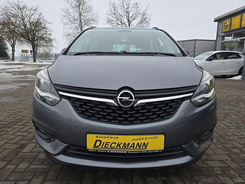Gebraucht Opel Zafira Active 140 PS (102 kW) 2017 Licht grau m2 Van / Kleinbus