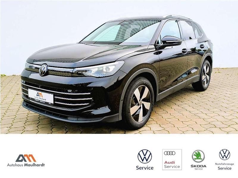 Grenadillschwarz metallic Neu 2025 VW Tiguan Elegance SUV | 44.850 € (Fairer Preis) - Bild 1/4