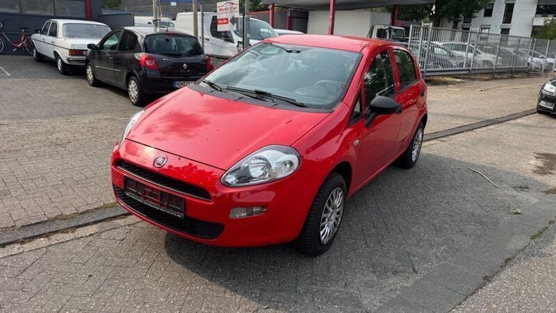 Rot Gebraucht 2018 Fiat Punto Basis Kleinwagen | 5.450 € (Fairer Preis) - Bild 1/4