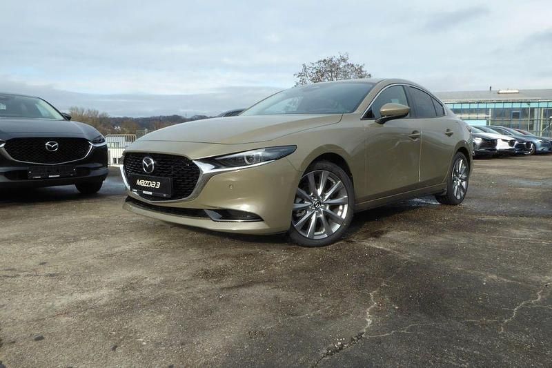 Neu Mazda 3 Exclusive-Line 140 PS (102 kW) 2026 Braun Limousine