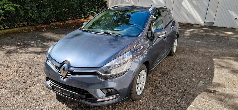 Grau Gebraucht 2019 Renault Clio IV GT Kleinwagen | 7.850 € (Superpreis) - Bild 1/4