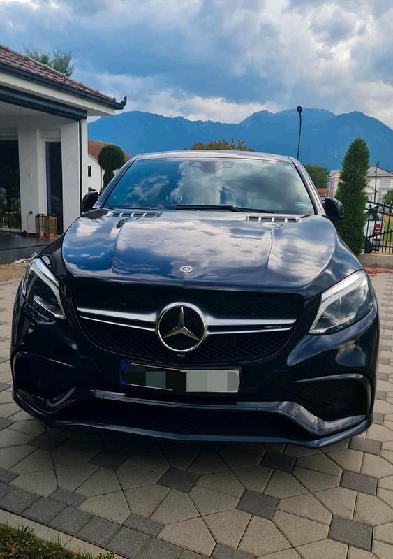 Blau Gebraucht 2018 Mercedes GLE63 AMG AMG Coupé | 46.500 € (Superpreis) - Bild 1/4