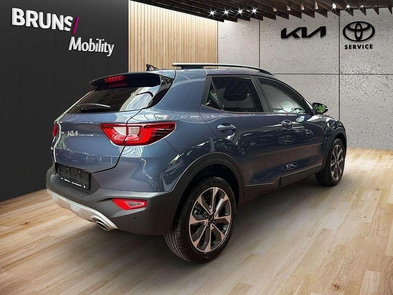 Gebraucht Kia Stonic Spirit 101 PS (74 kW) 2025 Denimblaumetallic SUV