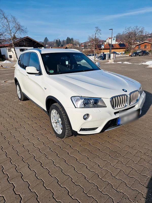 Weiß Gebraucht 2011 BMW X3 SUV | 9.900 € (Etwas zu teuer) - Bild 1/4