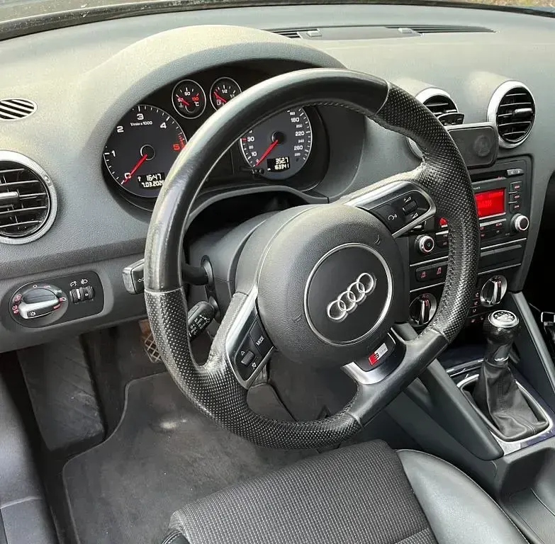 Gebraucht Audi A3 S-Line 140 PS (102 kW) 2012 Schwarz Kleinwagen