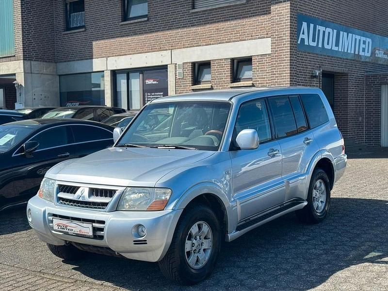 Gebraucht Mitsubishi Pajero Elegance 160 PS (117 kW) 2004 Silber SUV