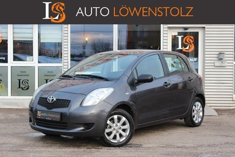 Grau Gebraucht 2009 Toyota Yaris Kleinwagen | 5.490 € (Fairer Preis) - Bild 1/4