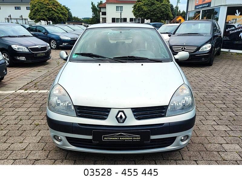 Gebraucht Renault Clio II 98 PS (72 kW) 2004 Grau Limousine