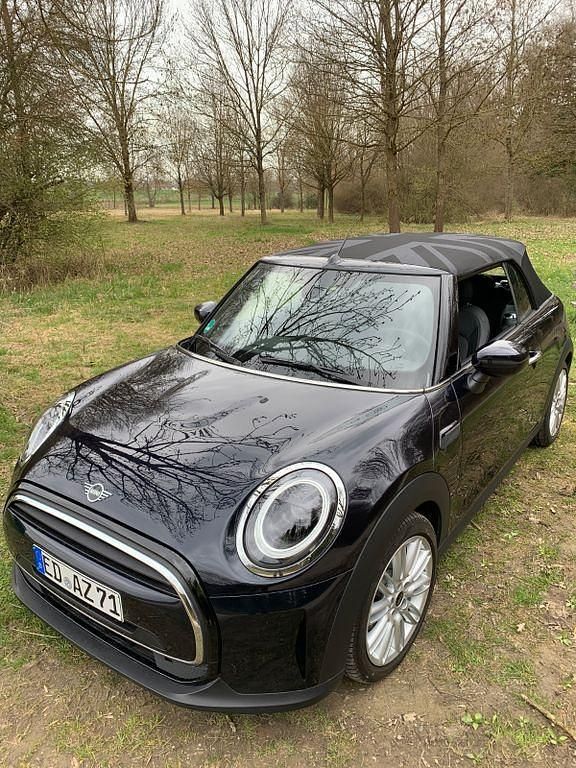 Gebraucht Mini Cooper 136 PS (100 kW) 2024 Schwarz Kleinwagen