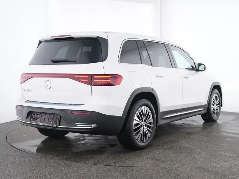 Gebraucht Mercedes EQB250+ Progressive 139 kW (190 PS) 2025 Polarweiss SUV