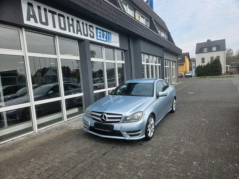 Gebraucht Mercedes C250 204 PS (150 kW) 2012 Silber Coupé