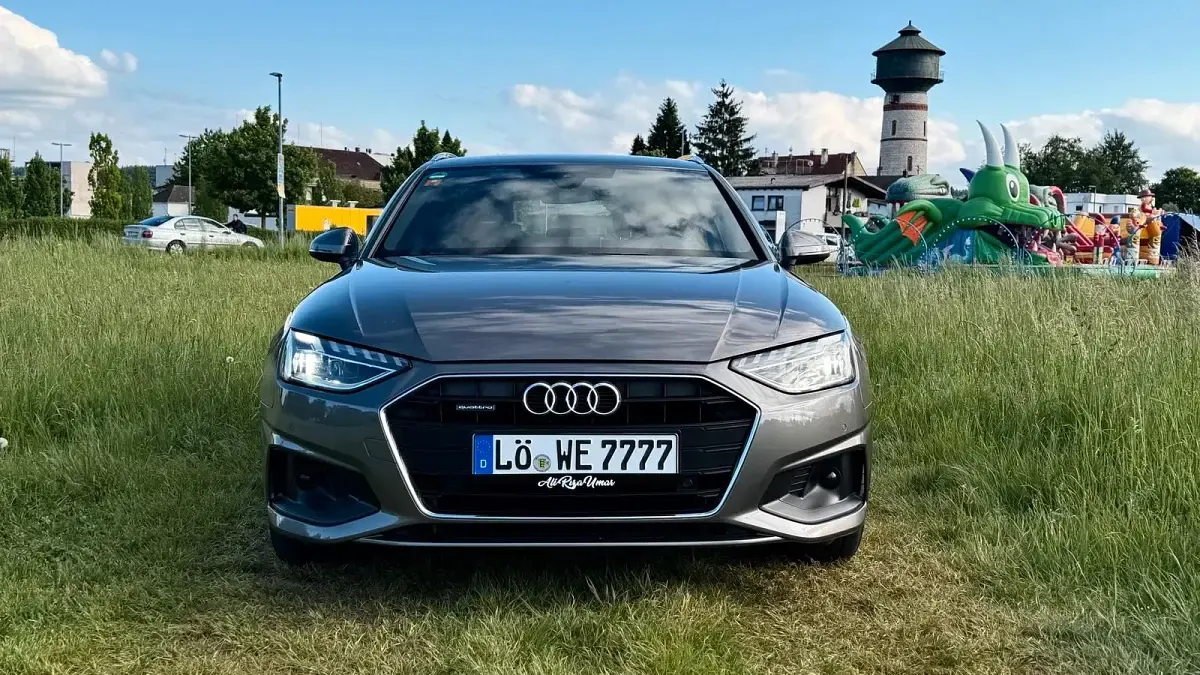 Gebraucht Audi A4 S-Line 2020 Grau Kombi