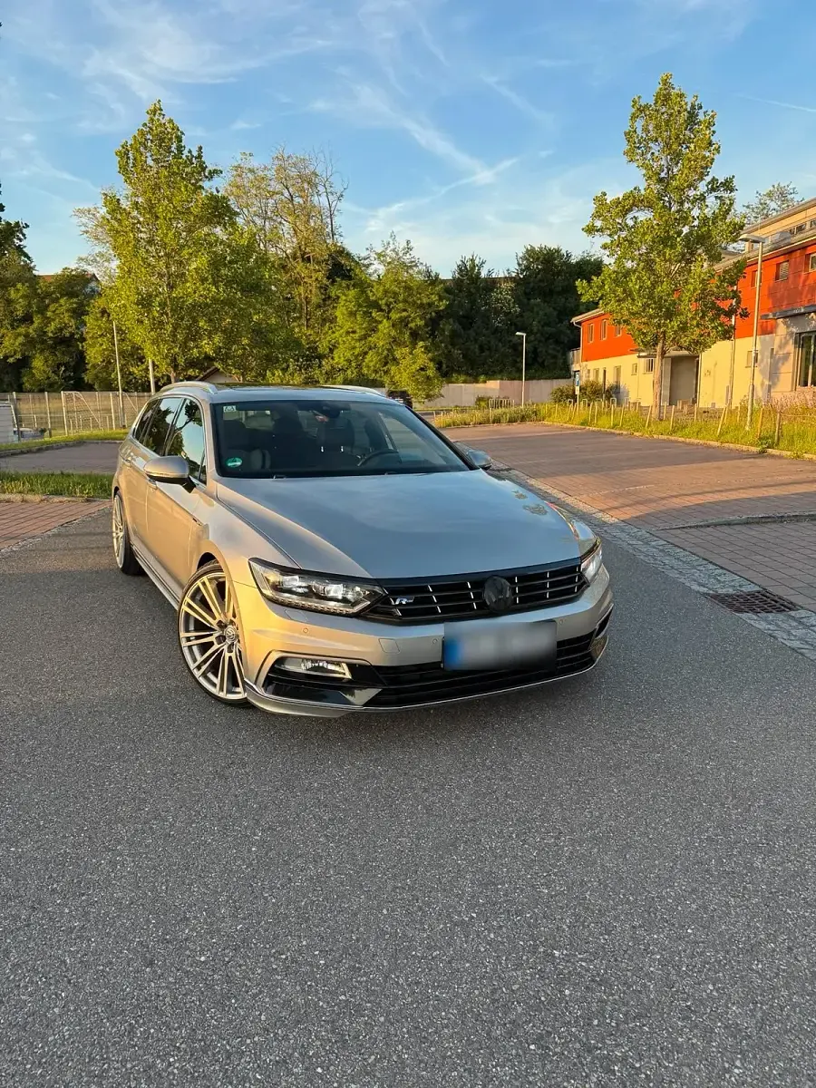 Gebraucht VW Passat 239 PS (175 kW) 2016 Silber Kombi