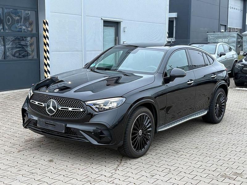 Gebraucht Mercedes GLC220 AMG line 197 PS (144 kW) 2025 Schwarz Coupé