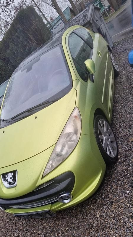 Gebraucht Peugeot 207 109 PS (80 kW) 2006 Gelb Kleinwagen