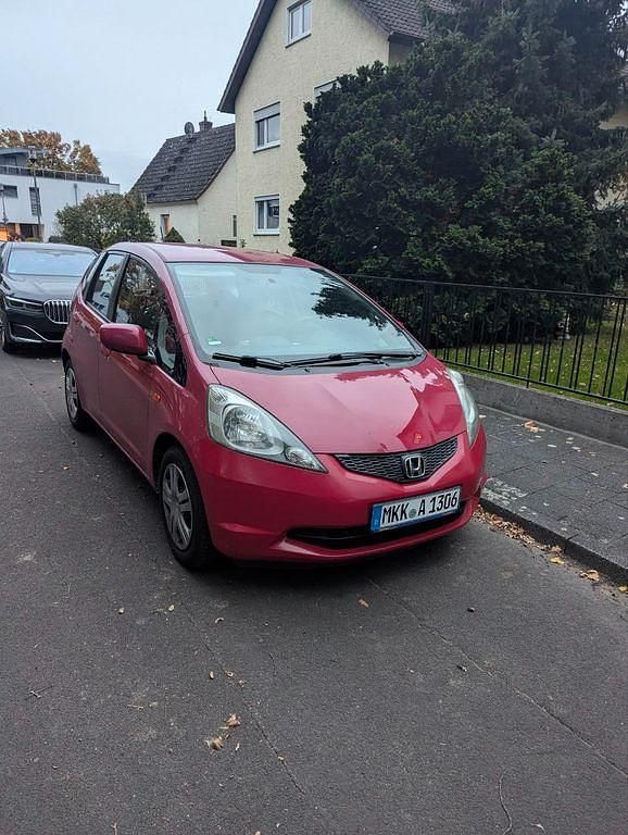 Gebraucht Honda Jazz Trend 90 PS (66 kW) 2009 Rot Kleinwagen