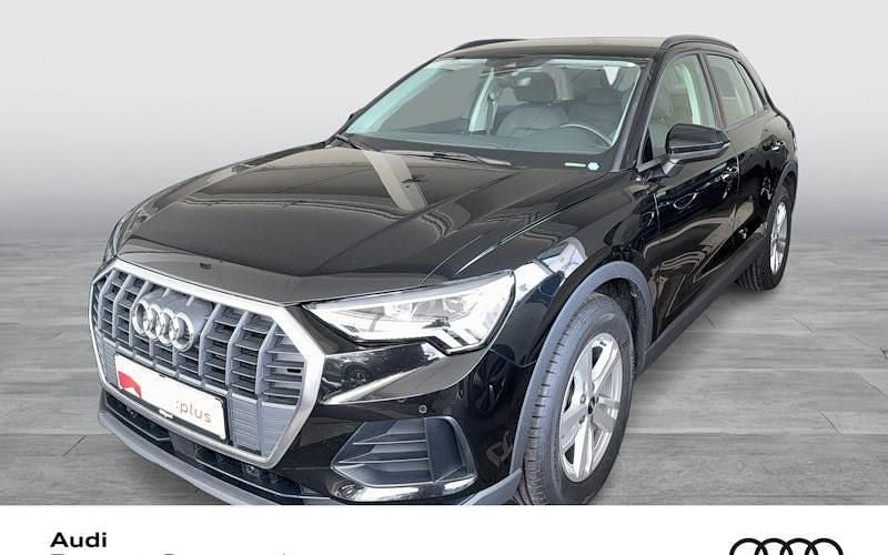 Gebraucht Audi Q3 Business 150 PS (110 kW) 2022 Schwarz SUV