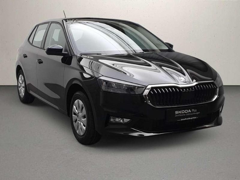 Neu Skoda Fabia Selection 95 PS (69 kW) 2025 Black magic perleffekt Kleinwagen