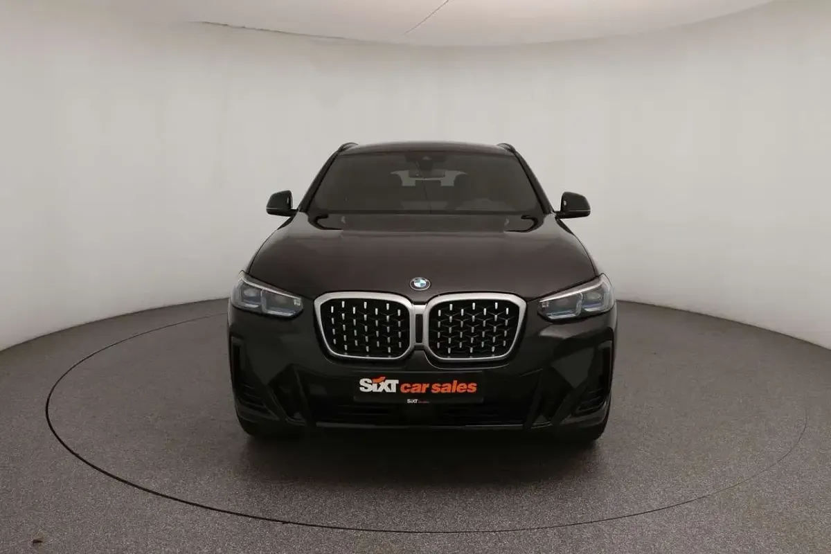 Gebraucht BMW X4 M Sport 245 PS (180 kW) 2023 Schwarz SUV