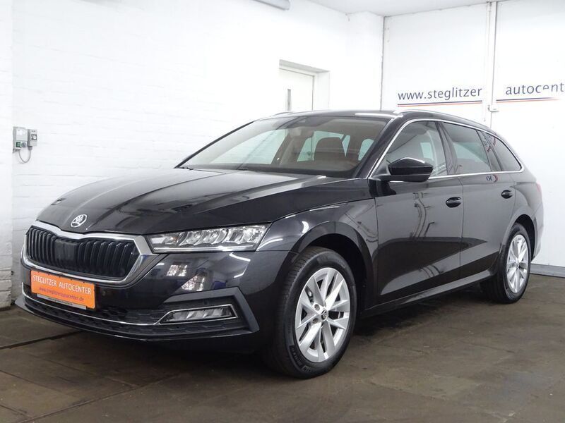 Schwarzmagic perleffekt Gebraucht 2021 Skoda Octavia First Edition Kombi | 24.500 € (Fairer Preis) - Bild 1/4