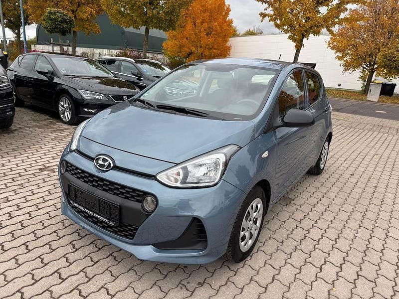 Blau Gebraucht 2018 Hyundai i10 Classic Kleinwagen | 5.800 € (Superpreis) - Bild 1/4