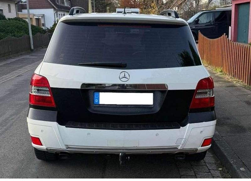 Gebraucht Mercedes GLK250 204 PS (150 kW) 2011 Weiß SUV