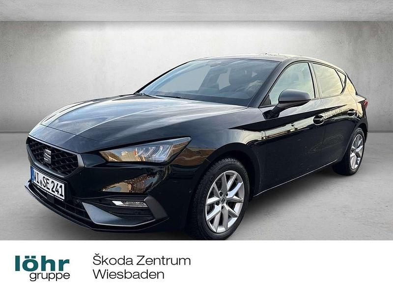 Midnight schwarz metallic Gebraucht 2025 Seat Leon FR Limousine | 33.990 € (Teuer) - Bild 1/4