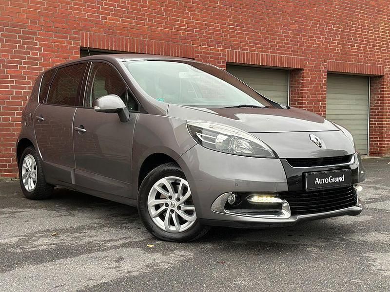 Grau Gebraucht 2013 Renault Scénic III Dynamique Van / Kleinbus | 3.950 € (Fairer Preis) - Bild 1/4