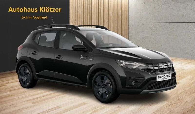 Schwarz Neu 2025 Dacia Sandero Expression Kleinwagen | 17.998 € (Fairer Preis) - Bild 1/3