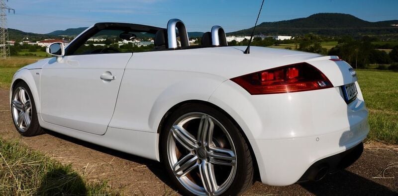 Weiß Gebraucht 2014 Audi TT Roadster Design Cabrio | 17.500 € (Superpreis) - Bild 1/4