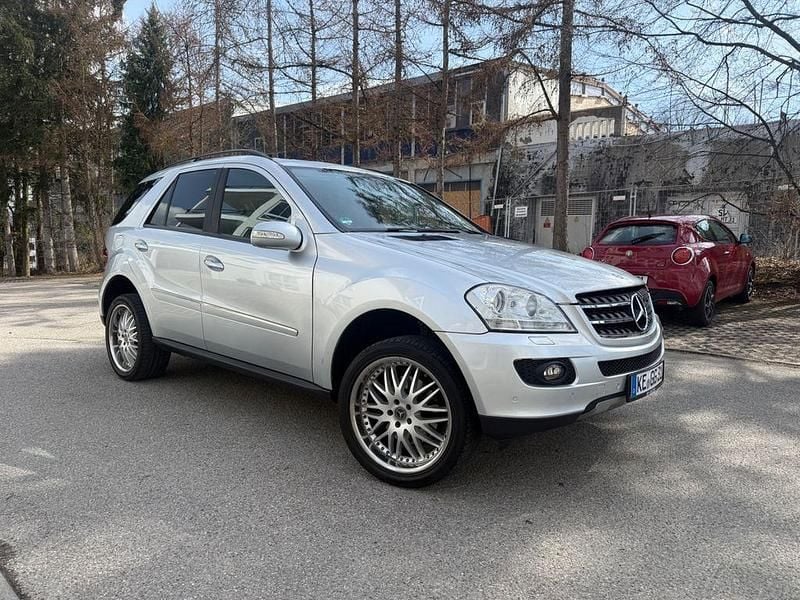 Gebraucht Mercedes ML280 190 PS (139 kW) 2008 Silber SUV